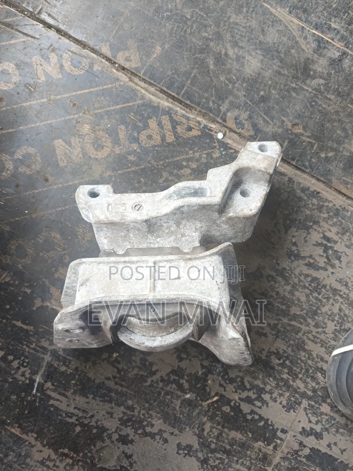 Nissan Juke Engine Mounting 2015 Model