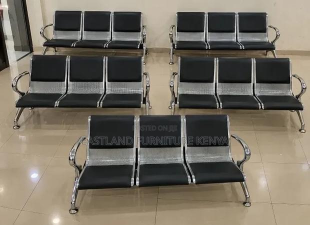 Premium 3-Seater Waiting Bench – Modern Reception