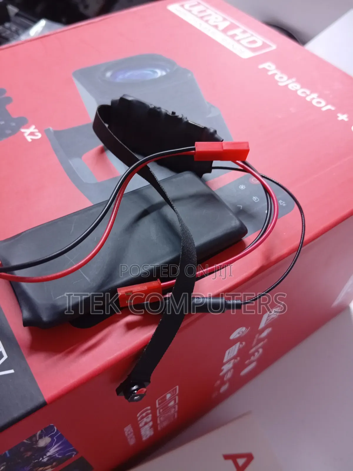 Compact 1080p Pinhole Camera for Practical Security Monitoring