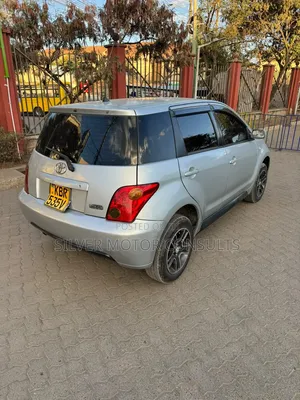 Toyota IST 2006 Silver