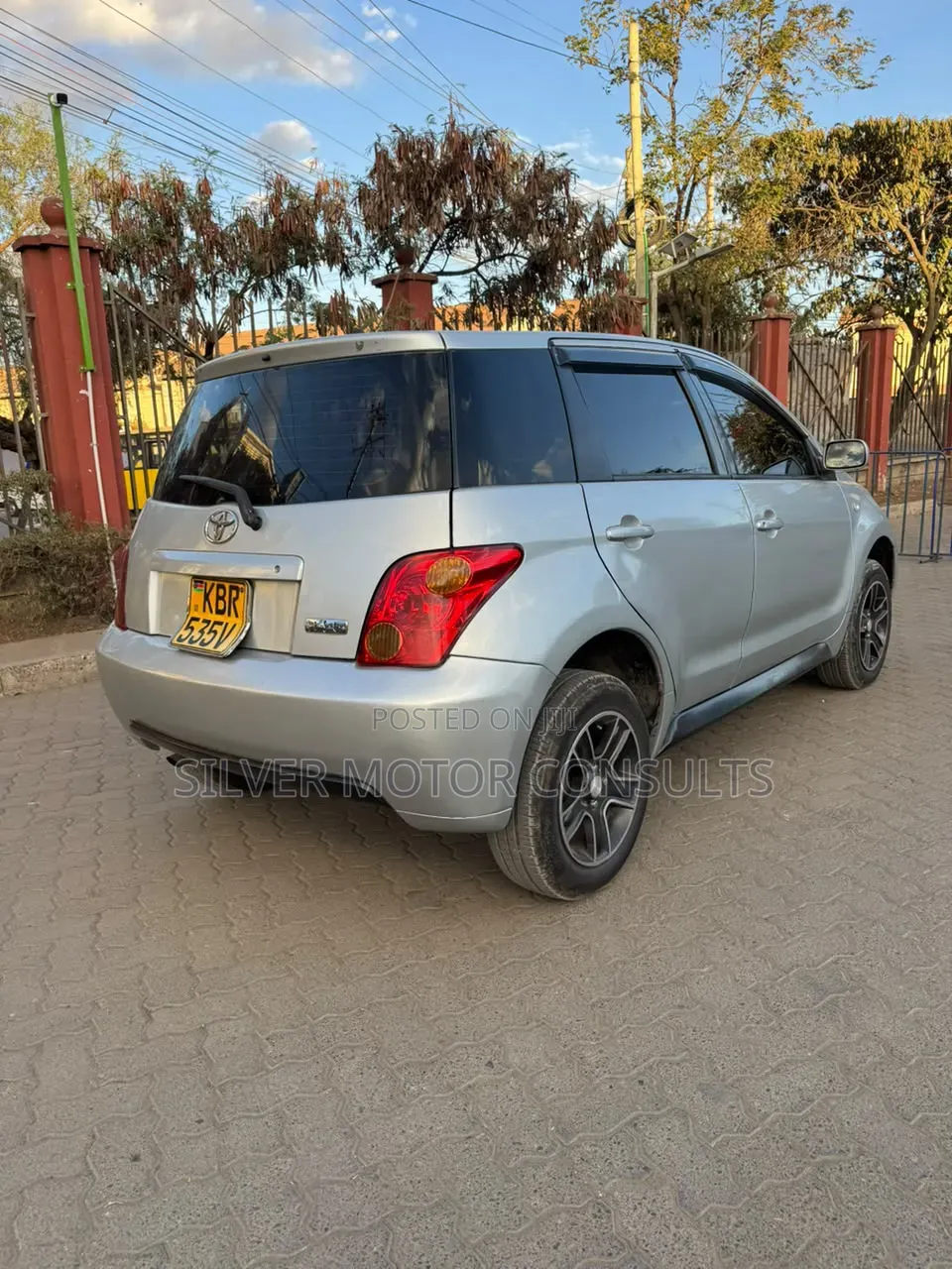 Toyota IST 2006 Silver