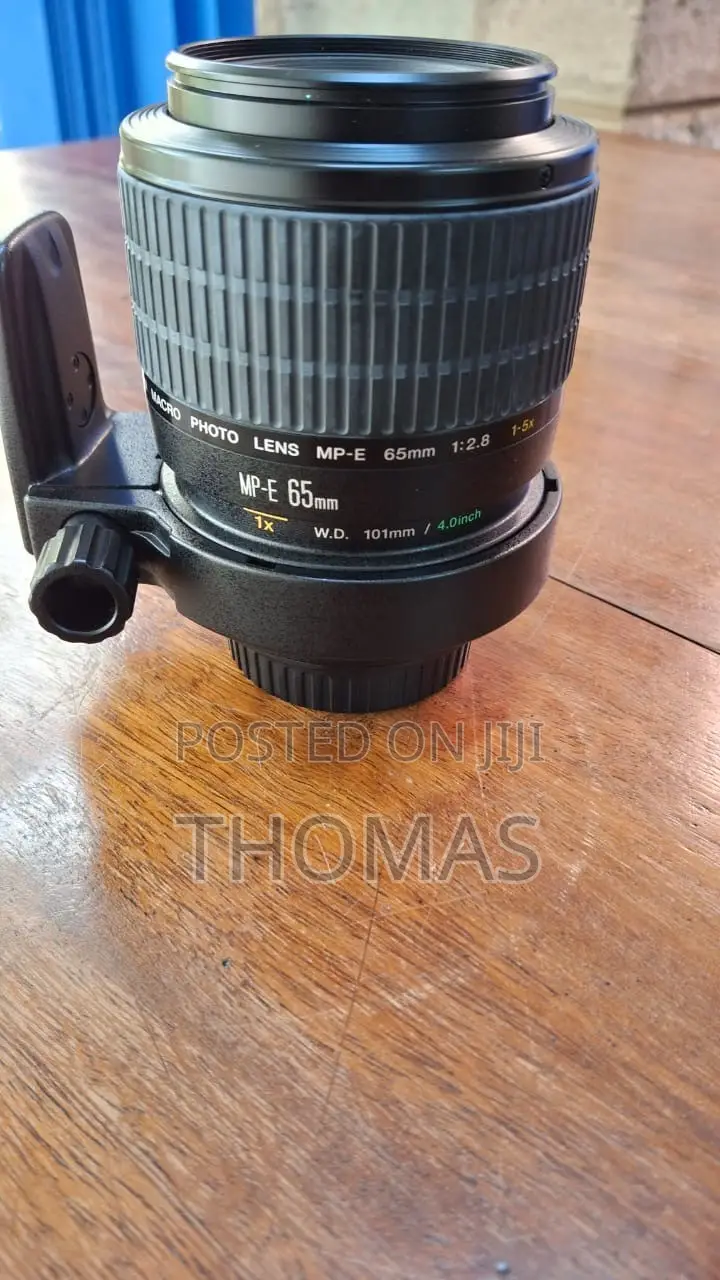 Canon EOS 70D SLR Camera With 3 Lenses