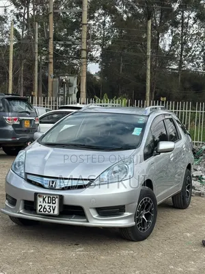 Honda Fit Shuttle 2014 Silver