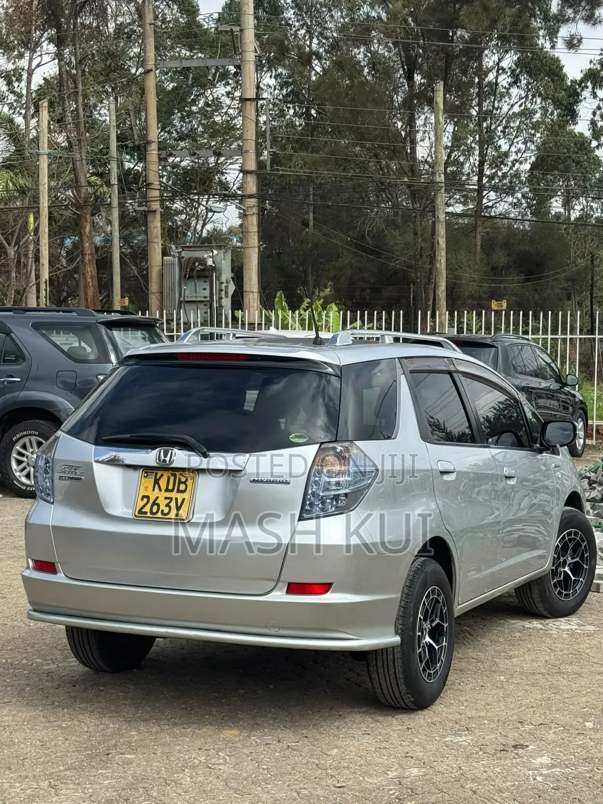 Honda Fit Shuttle 2014 Silver