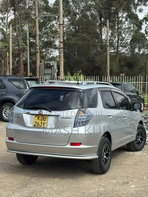 Honda Fit Shuttle 2014 Silver