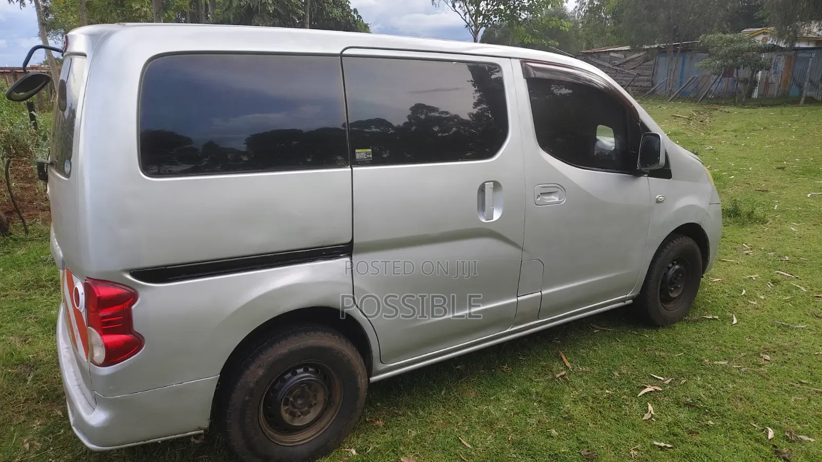 Nissan NV200 2009 Silver