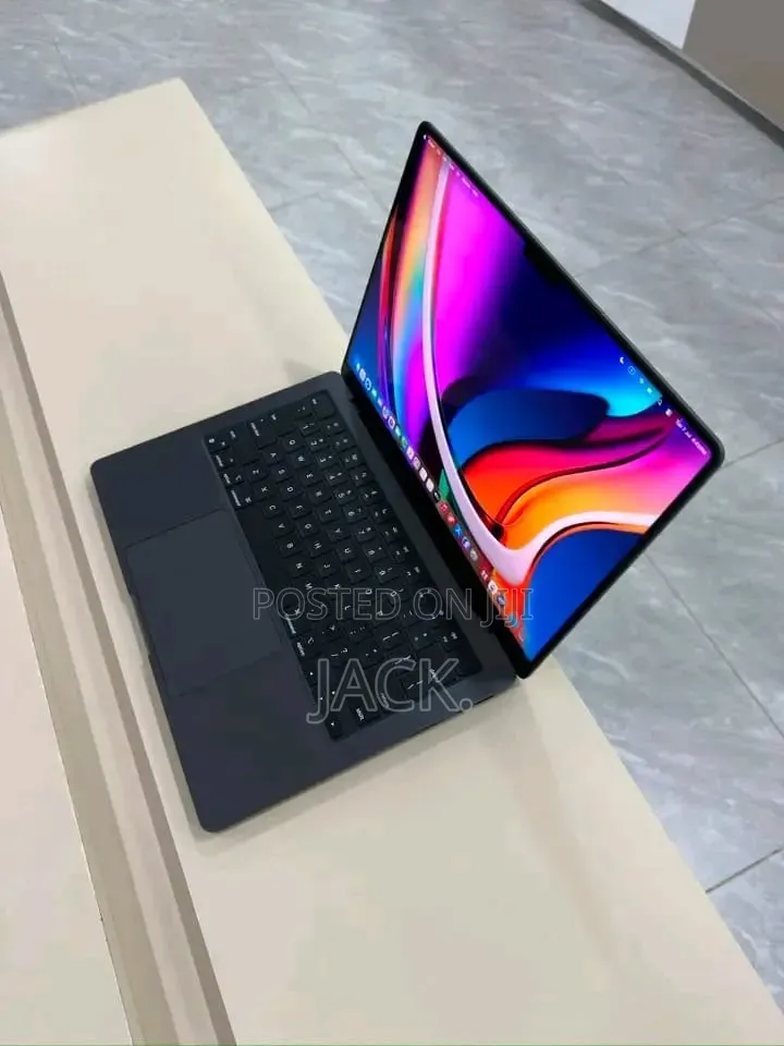 Laptop Apple MacBook Pro 2023 M3 Max 36GB Apple M3 Max SSD 1T