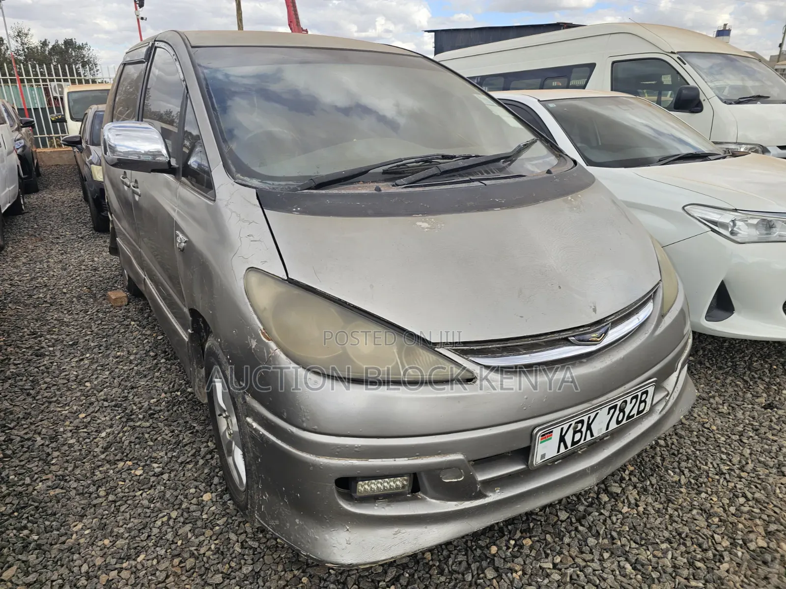 Toyota Estima 2004 Gray