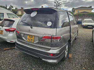Toyota Estima 2004 Gray