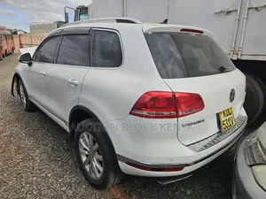 Volkswagen Touareg 2016 White
