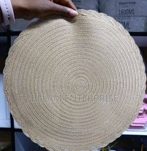 New Woven Table Mats 6pcs