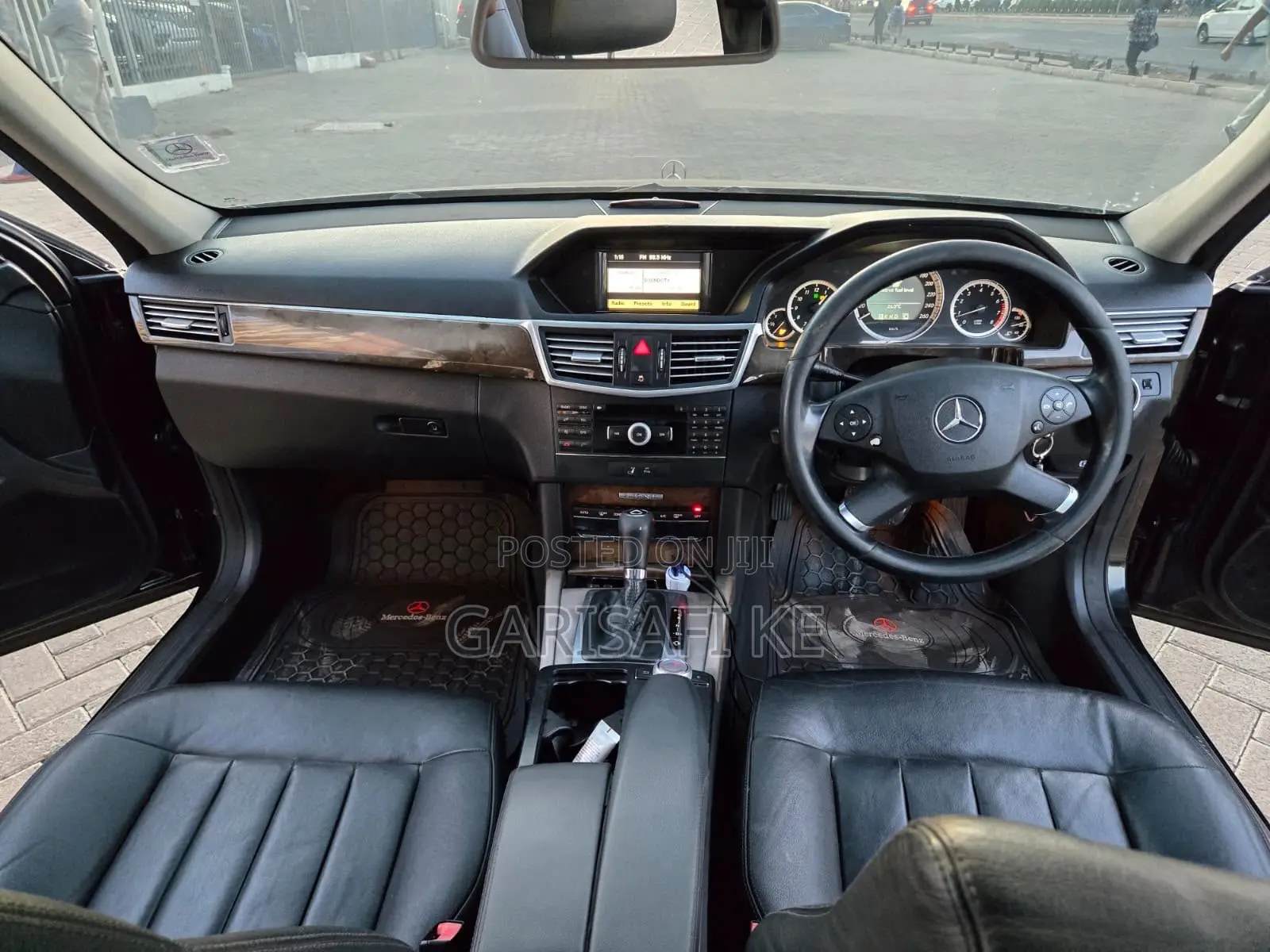 Mercedes-Benz E250 2010 Black