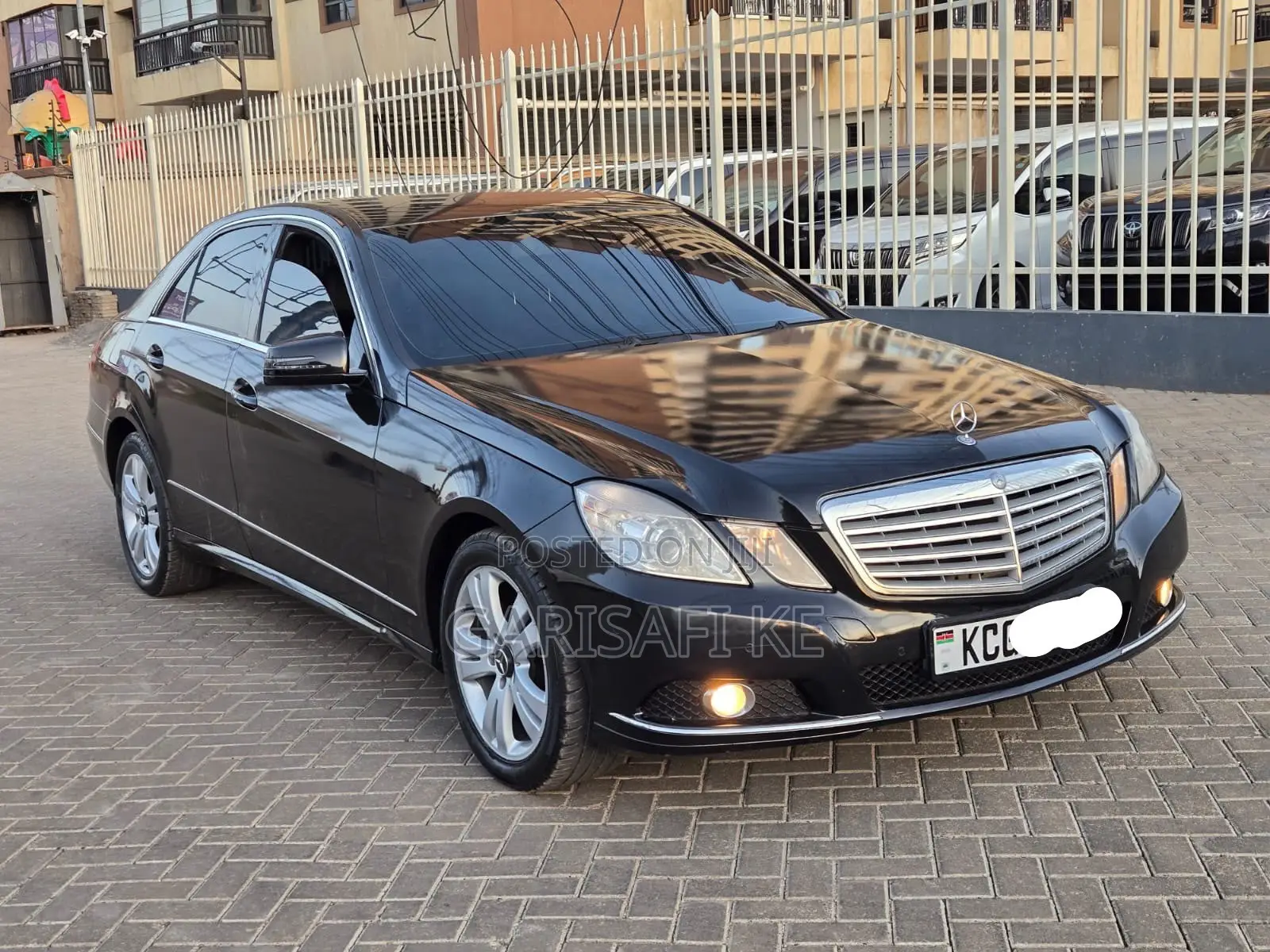 Mercedes-Benz E250 2010 Black