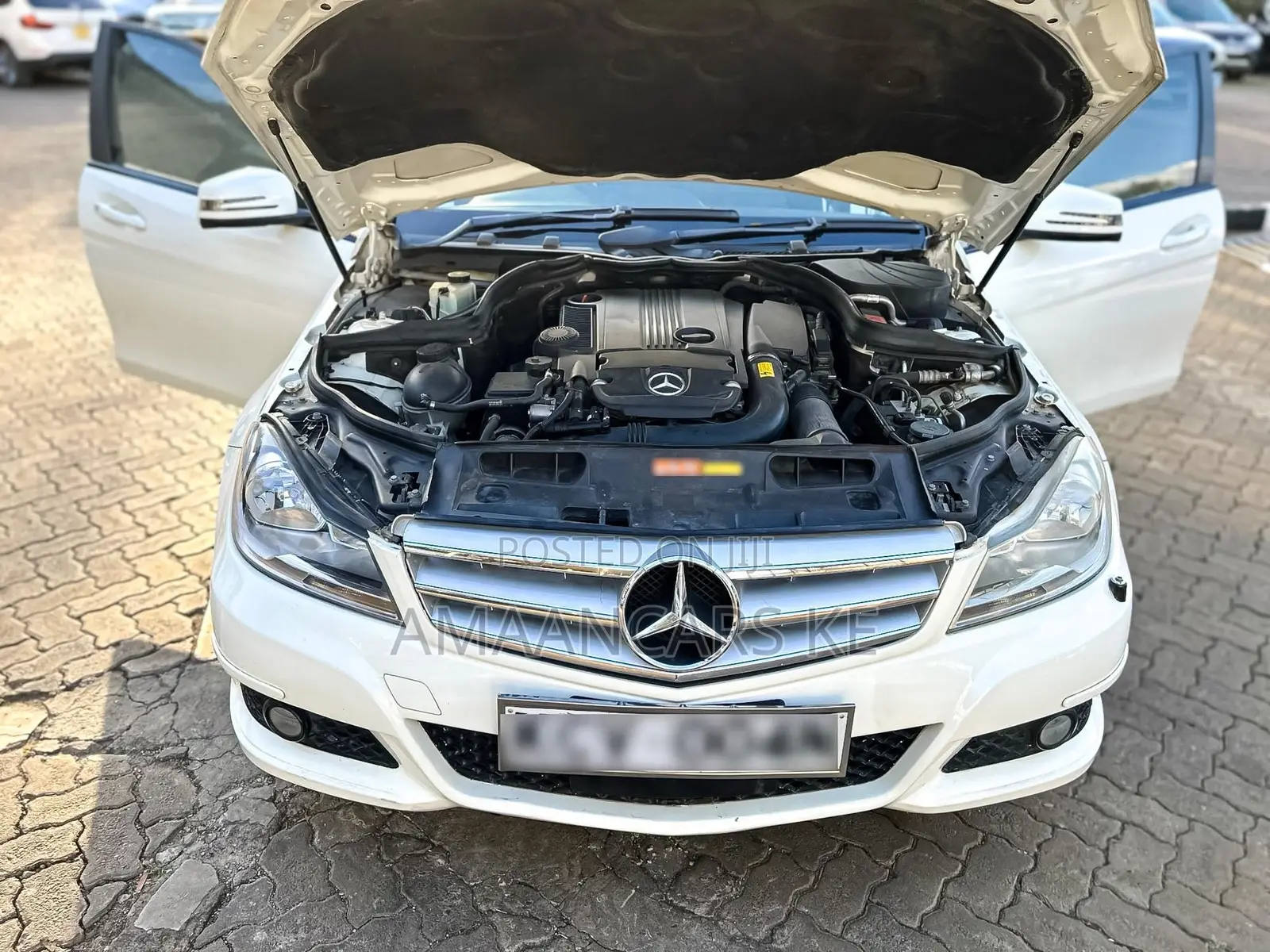 Mercedes-Benz C200 2012 White