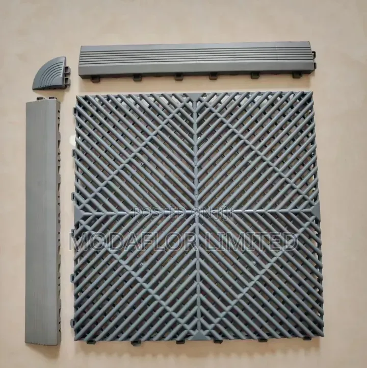 Garage Floor Protection Mat – Easy Clean & Long Lasting