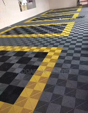 Garage Floor Protection Mat – Easy Clean & Long Lasting