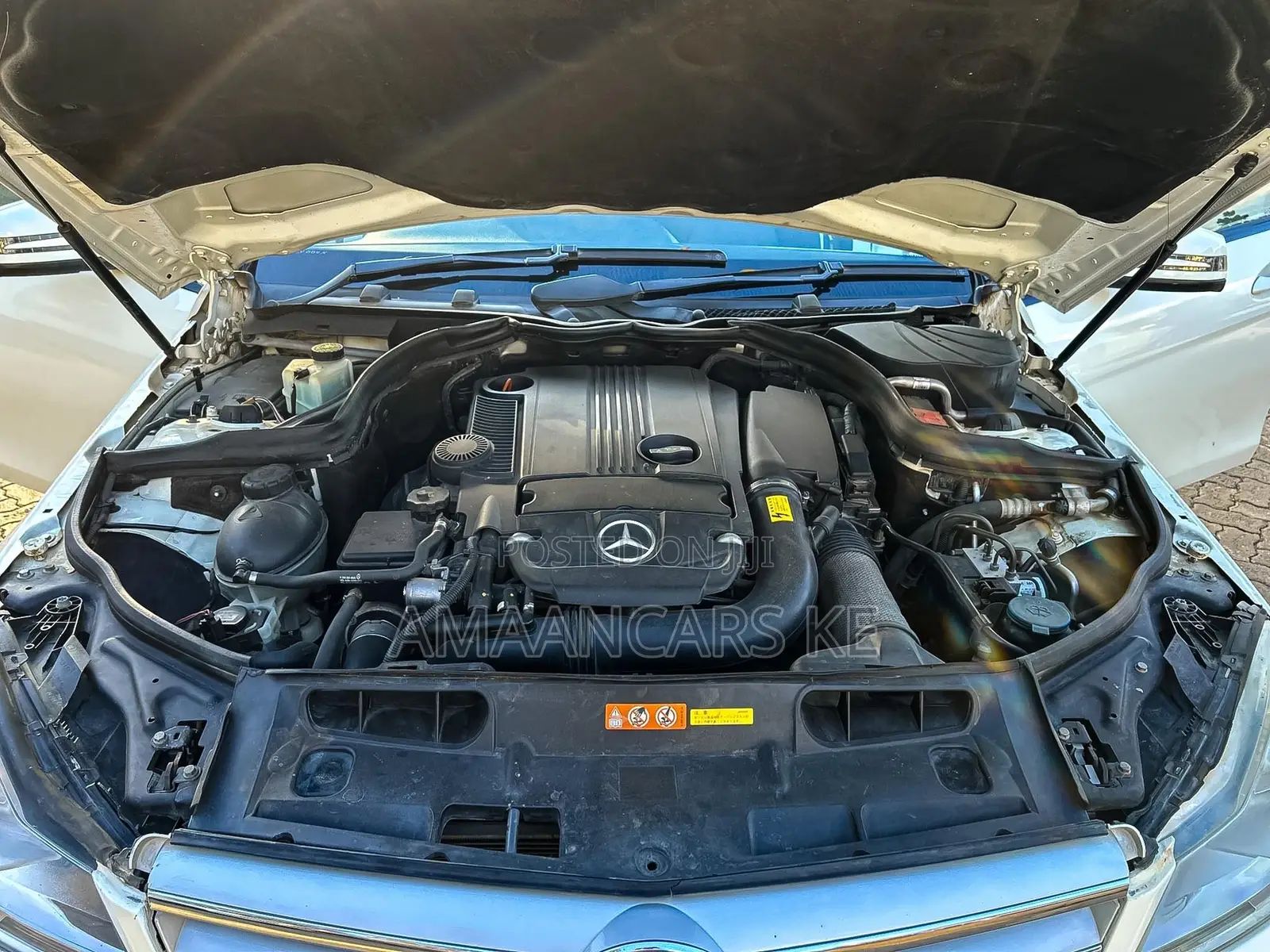 Mercedes-Benz C200 2012 White