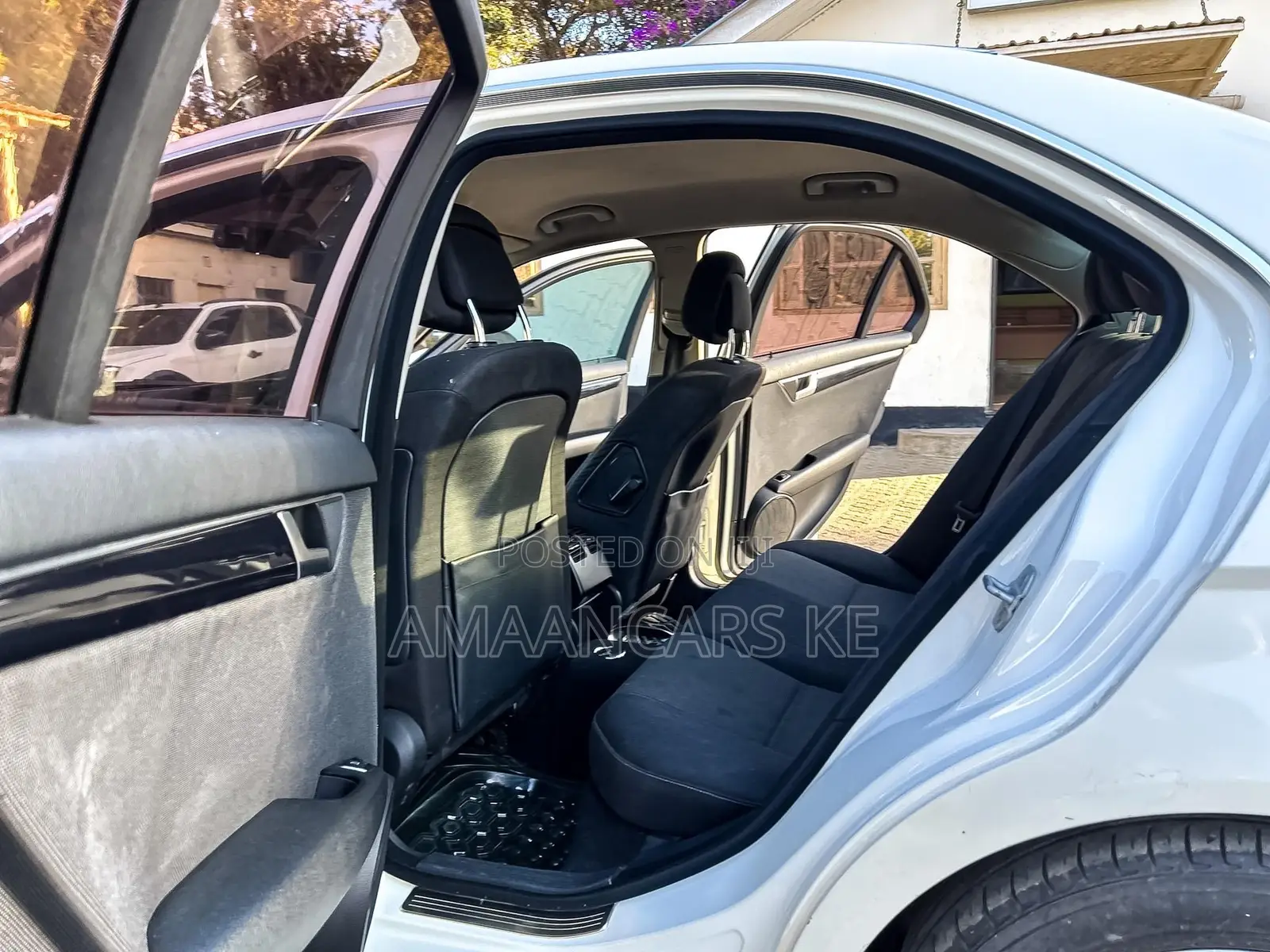 Mercedes-Benz C200 2012 White