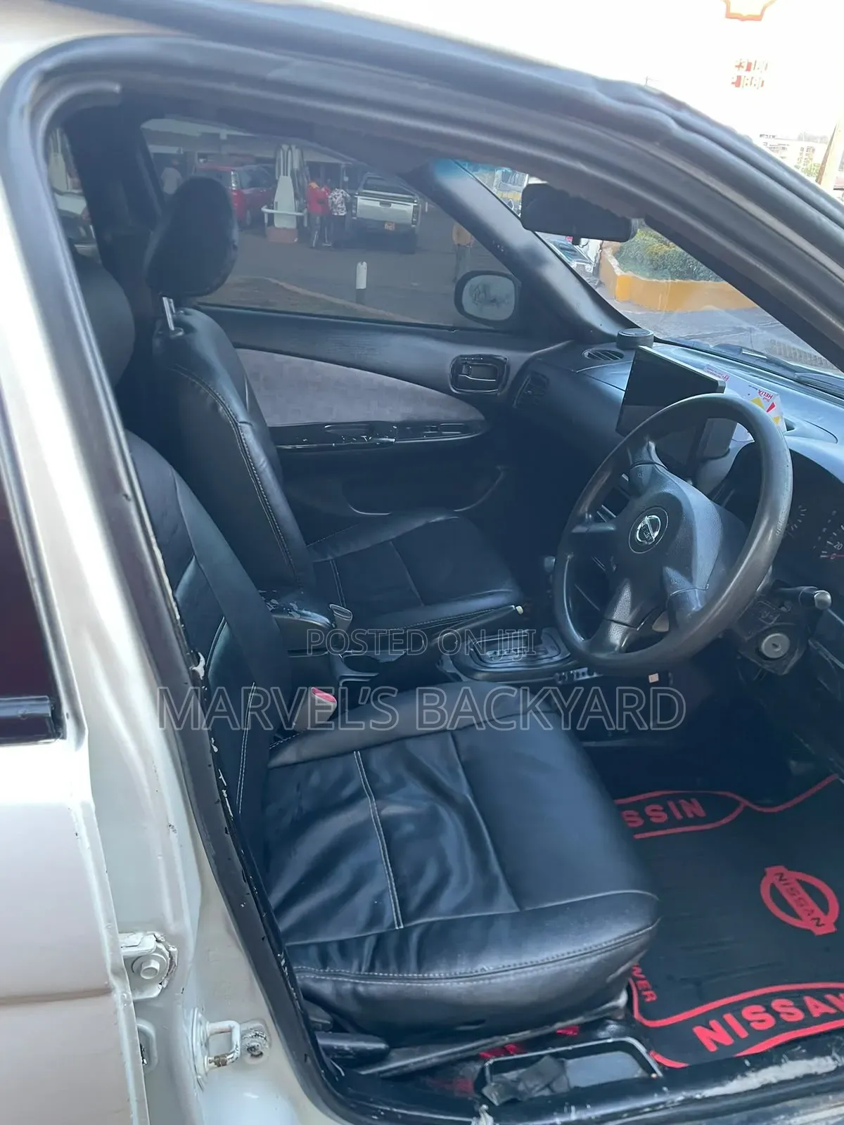 Nissan FB15 2001 White