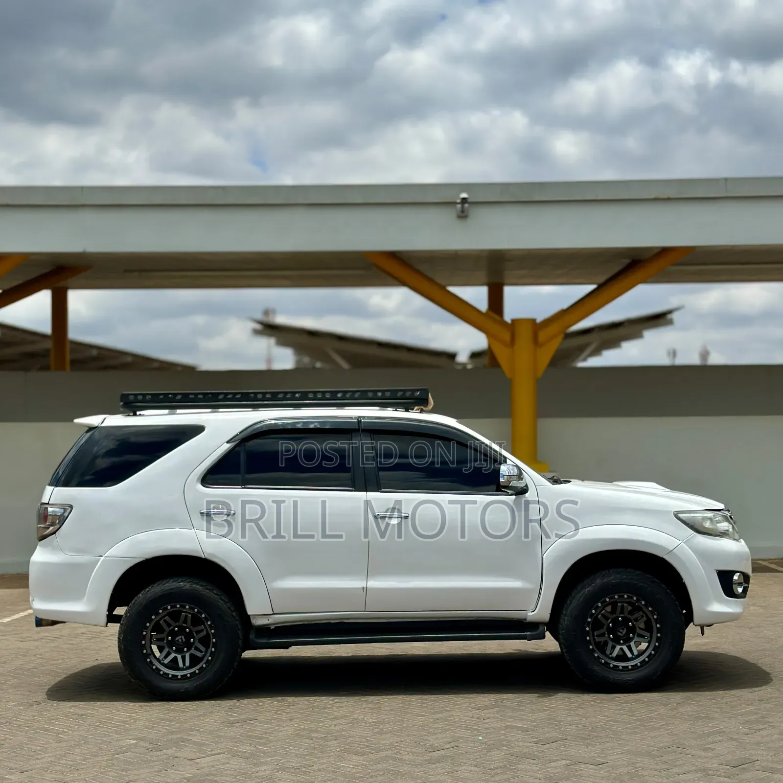 Toyota Fortuner 2015 White