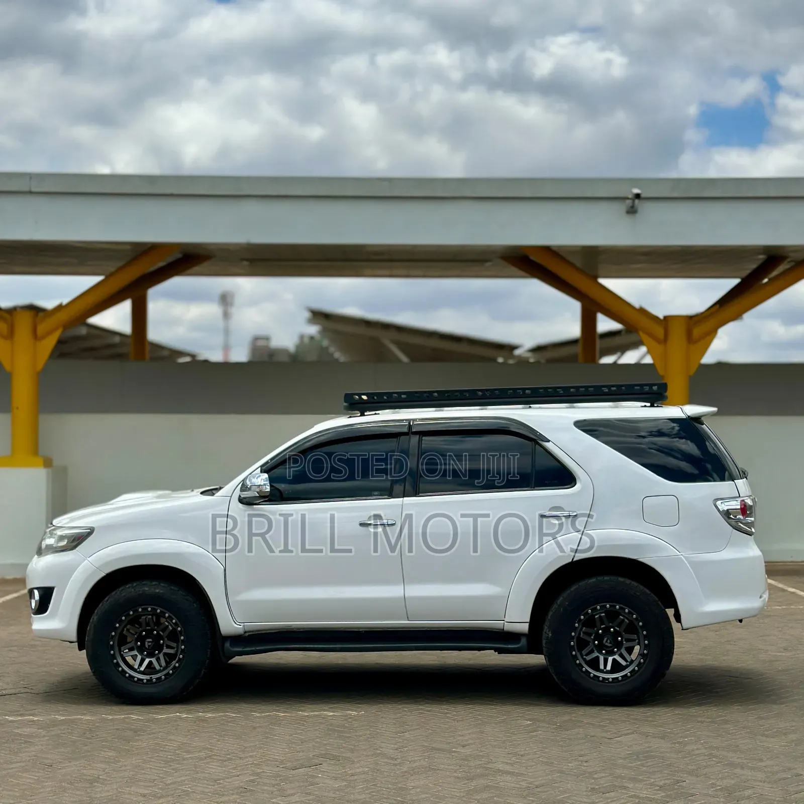 Toyota Fortuner 2015 White