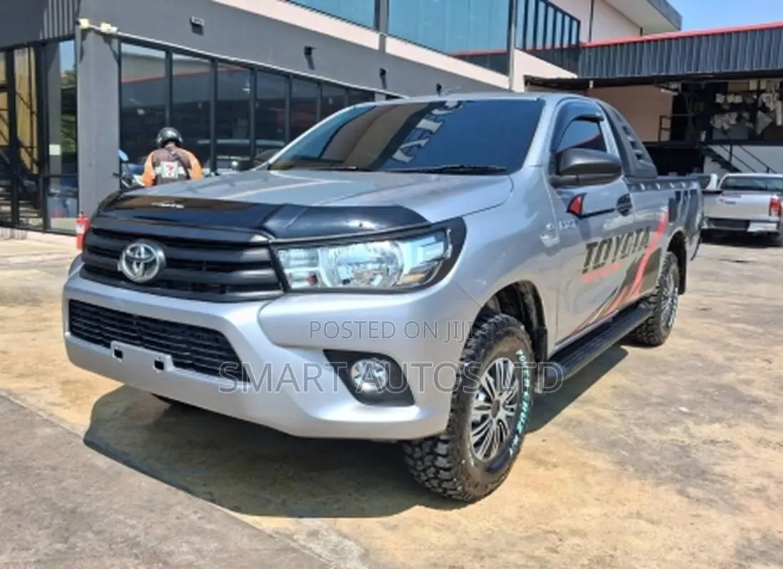 Toyota Hilux Revo Single Cab Deisel 2.4 RWD 2019 Silver