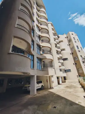 3-Bedroom plus dsq Apartment To Let in Riverside – Kes 140