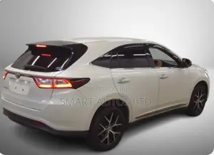 Toyota Harrier 2.0 Turbo 2019 Off white