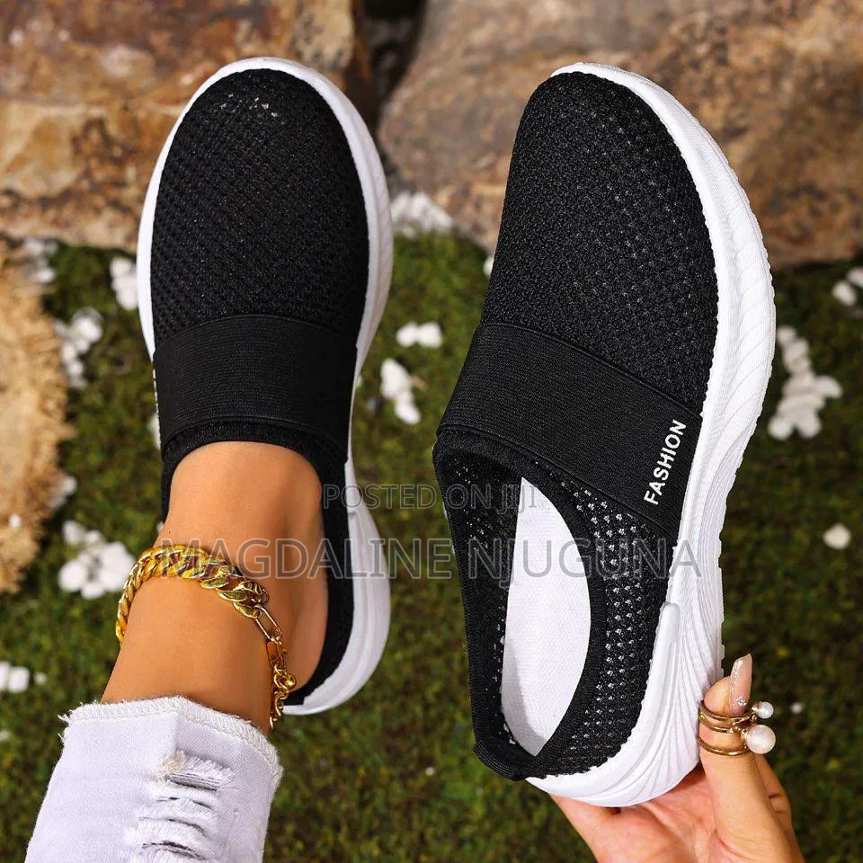 Backless Sketchers