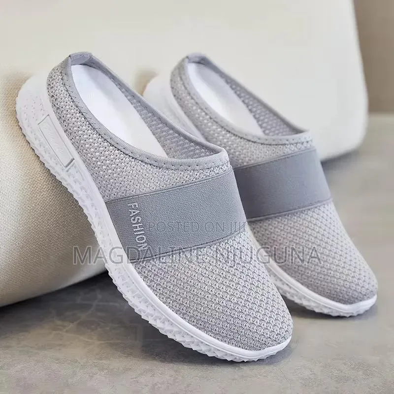 Backless Sketchers