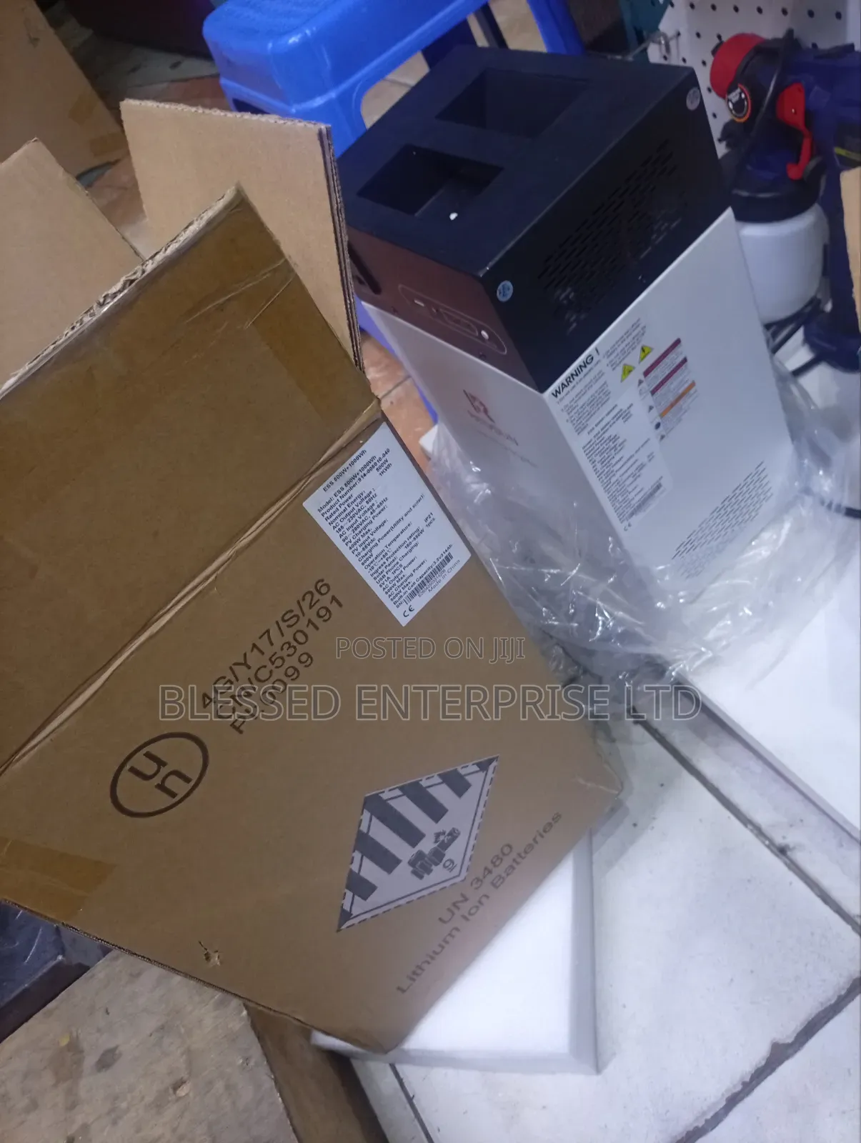 Easy to Use 500 Watts Hybrid Inverter