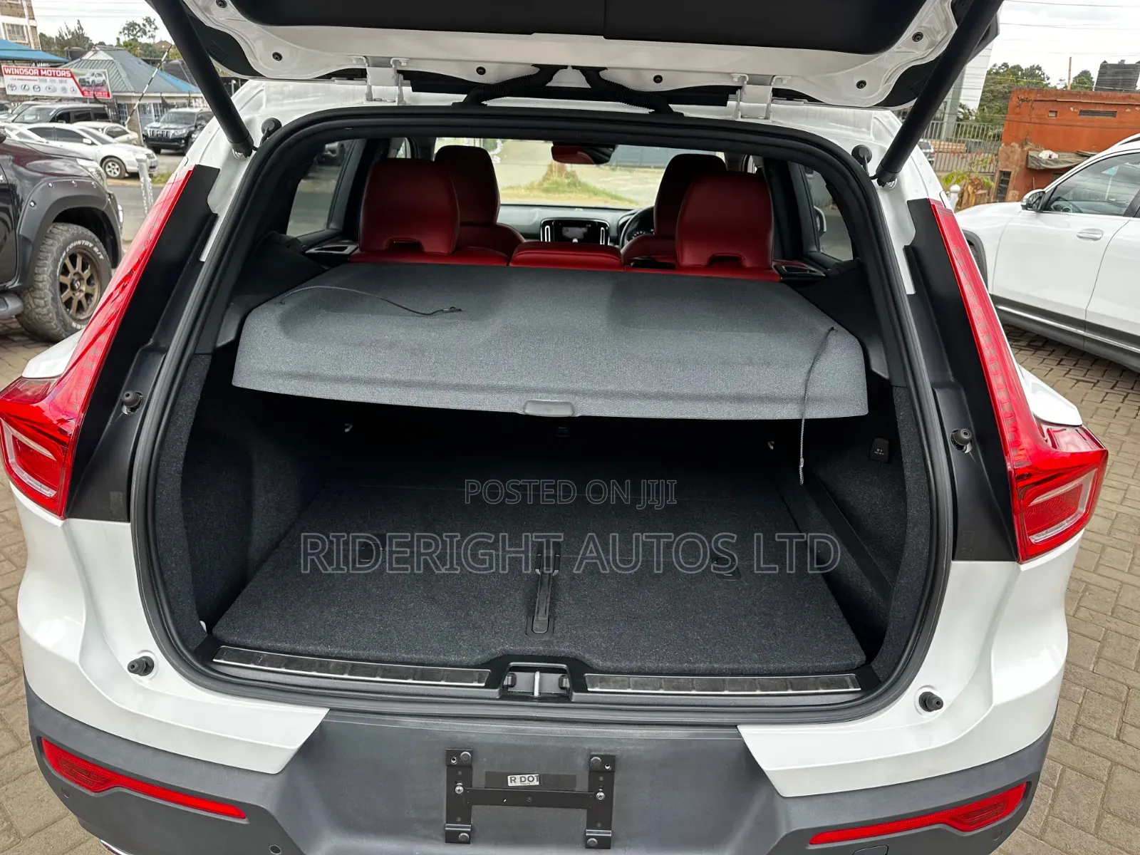 Volvo XC40 2019 White
