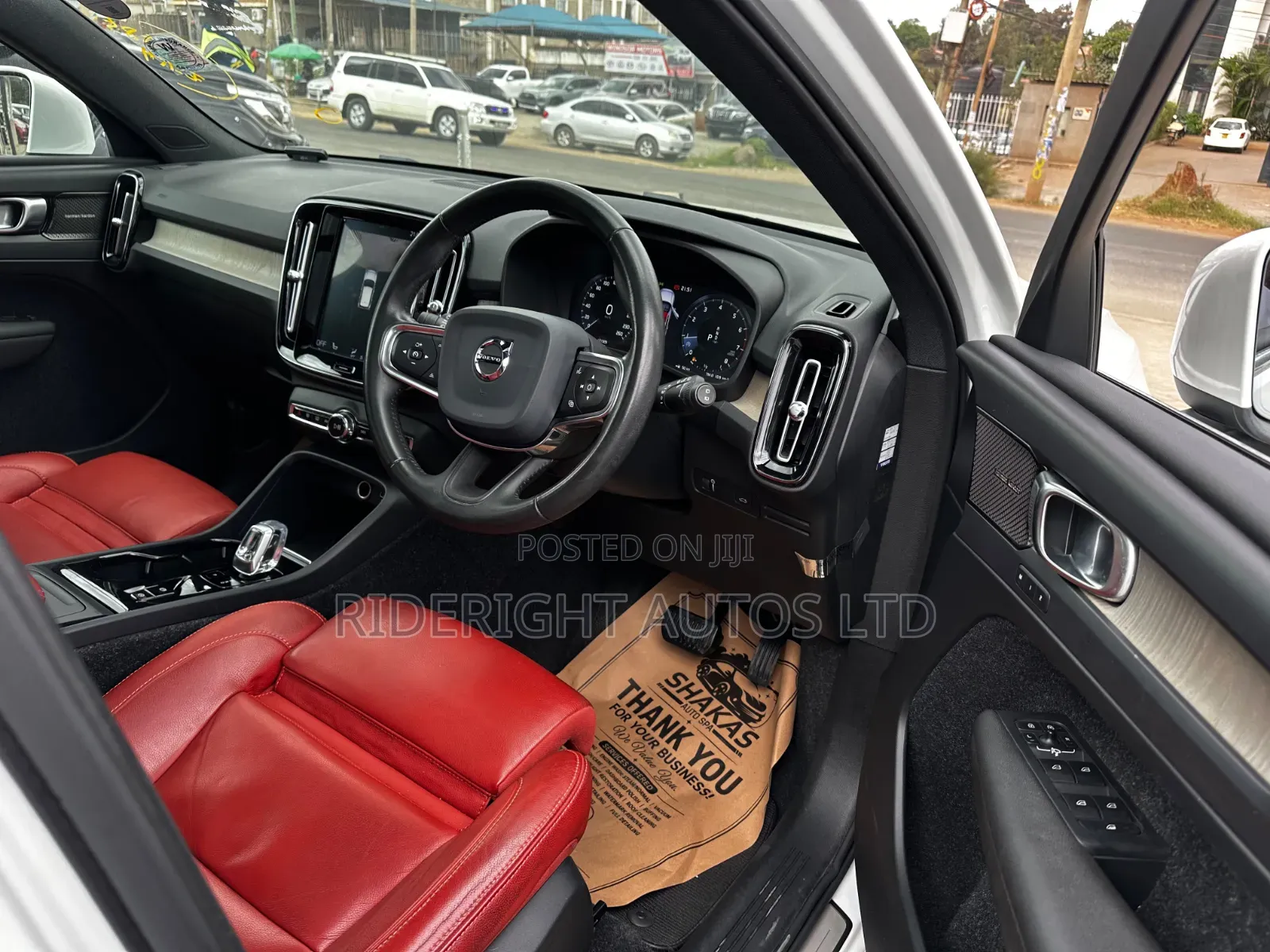 Volvo XC40 2019 White