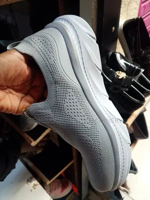 Sketchers Shoes