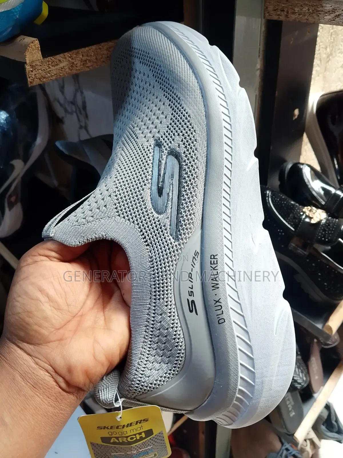 Sketchers Shoes