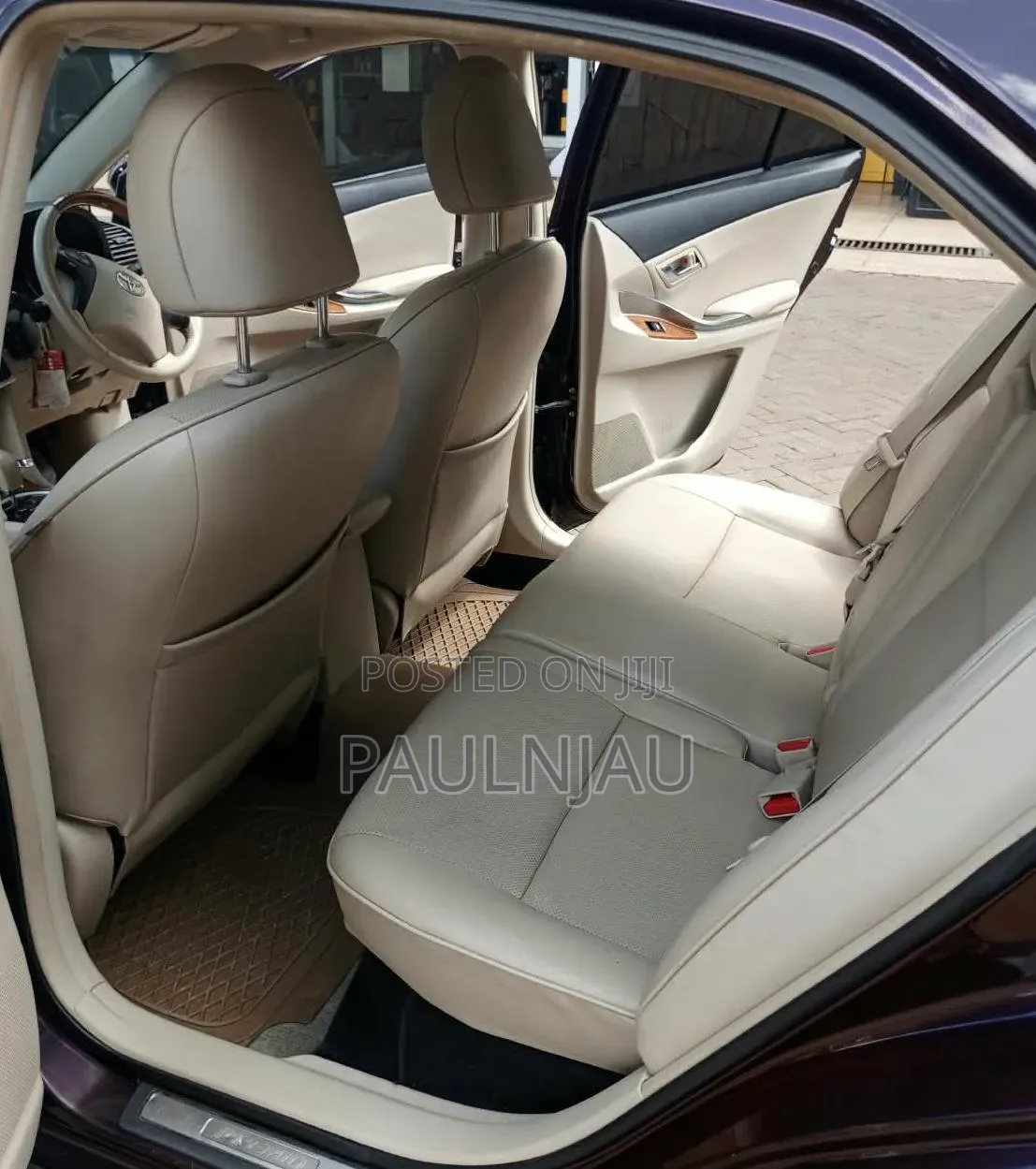 Toyota Premio 2013