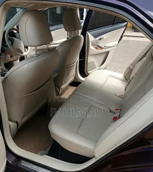 Toyota Premio 2013