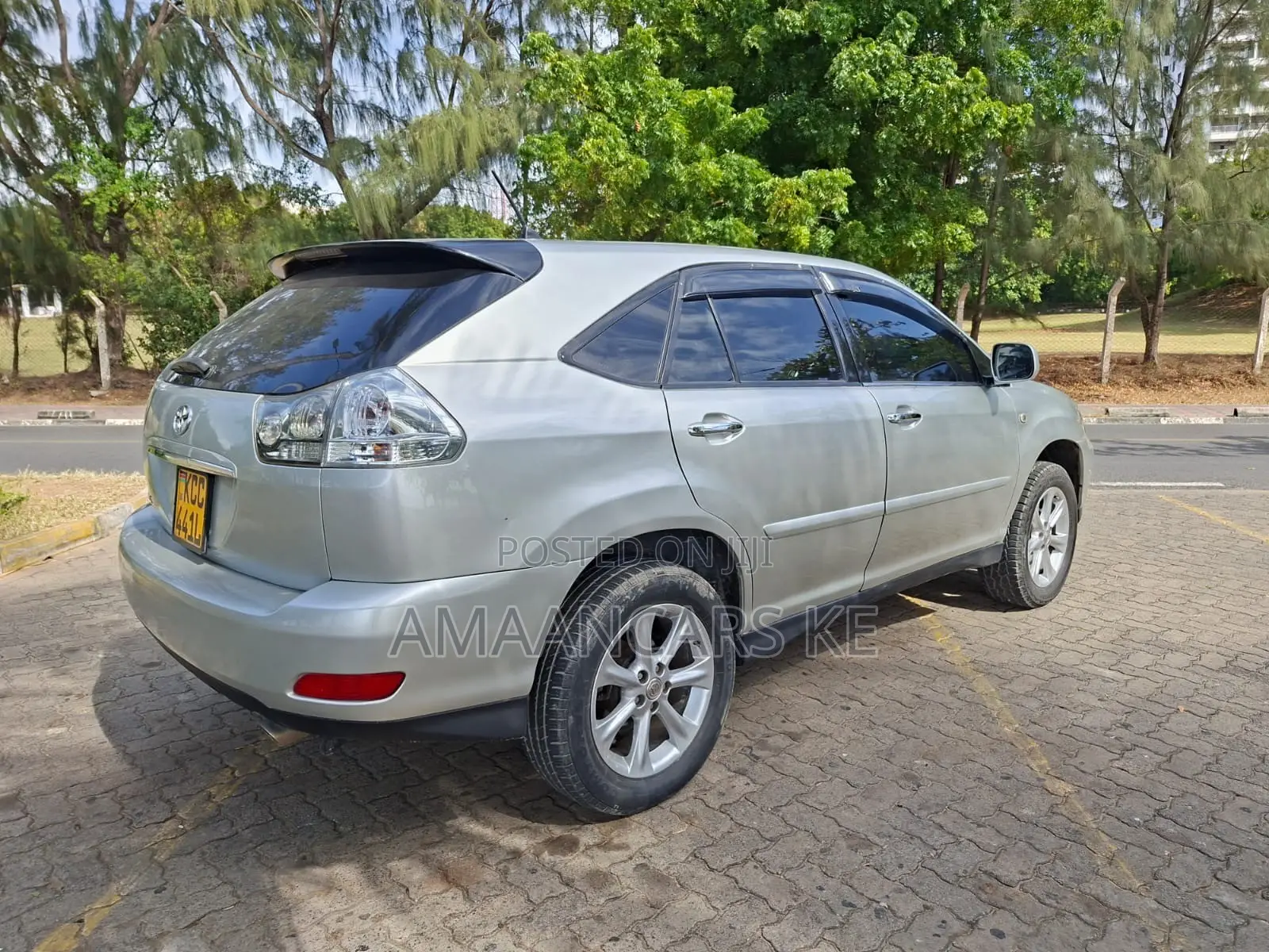 Toyota Harrier 2008 Silver