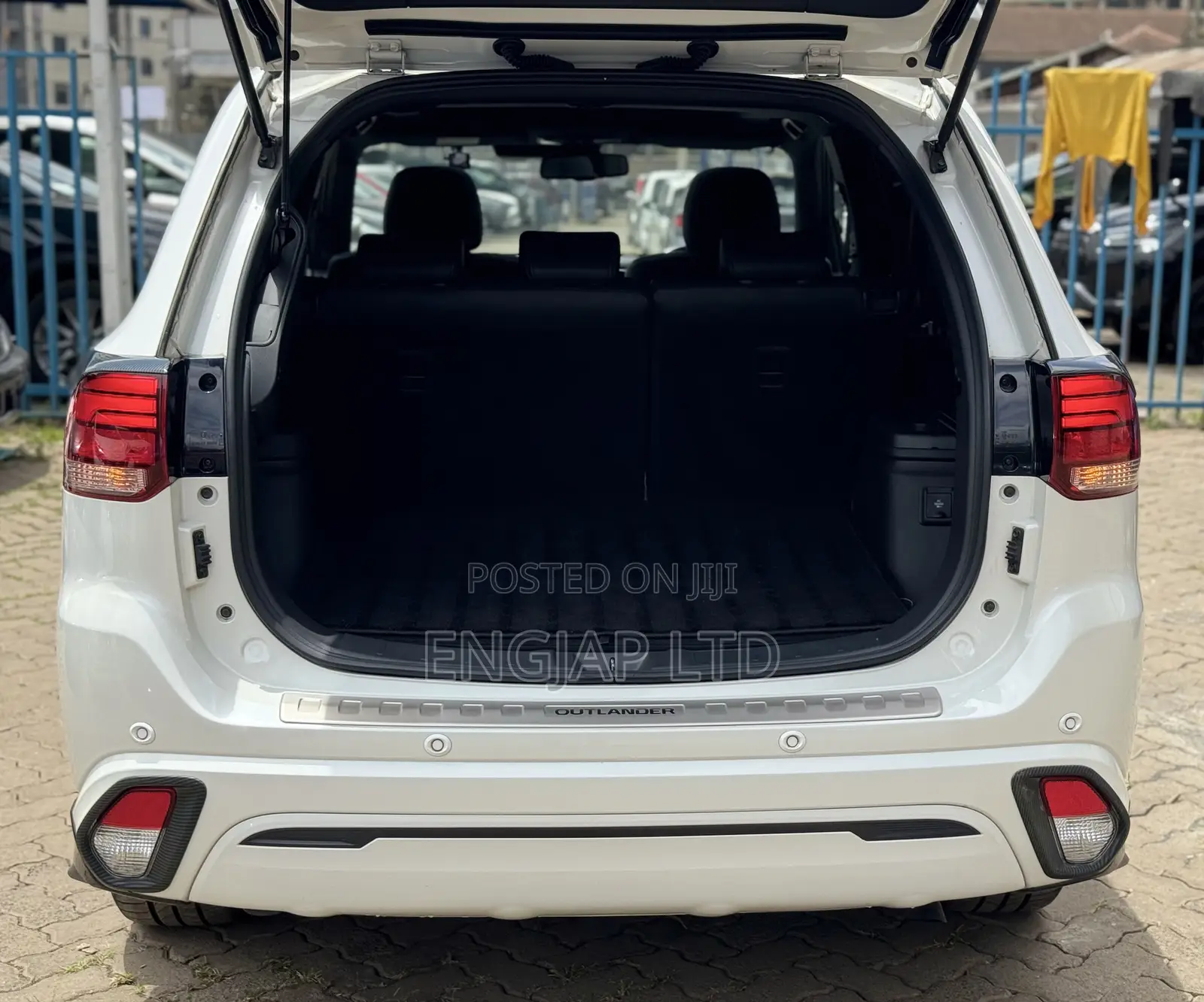 Mitsubishi Outlander 2.4 PHEV AWD 2019 Pearl