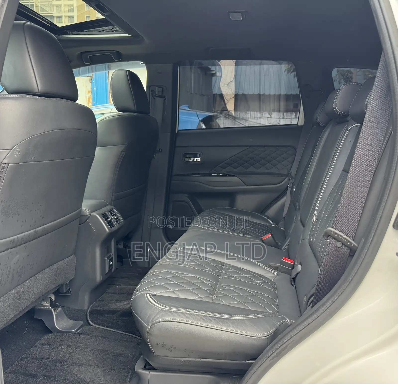 Mitsubishi Outlander 2.4 PHEV AWD 2019 Pearl