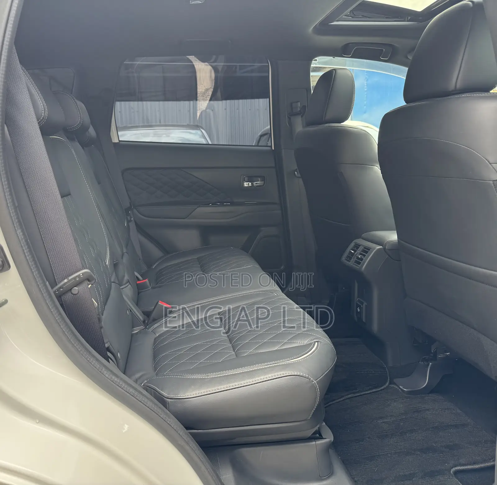 Mitsubishi Outlander 2.4 PHEV AWD 2019 Pearl