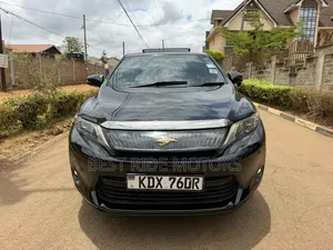 Toyota Harrier 2.0 2014