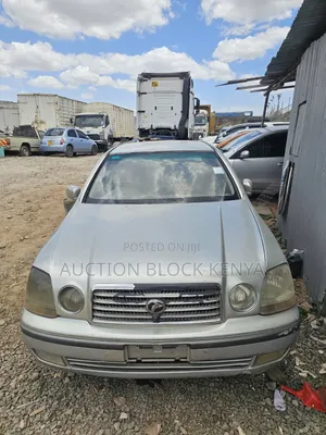 Toyota Progress 2005 Silver