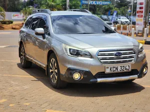 Subaru Outback 2.5i 4dr Wagon AWD (2.5L 4cyl CVT) 2015 Gold