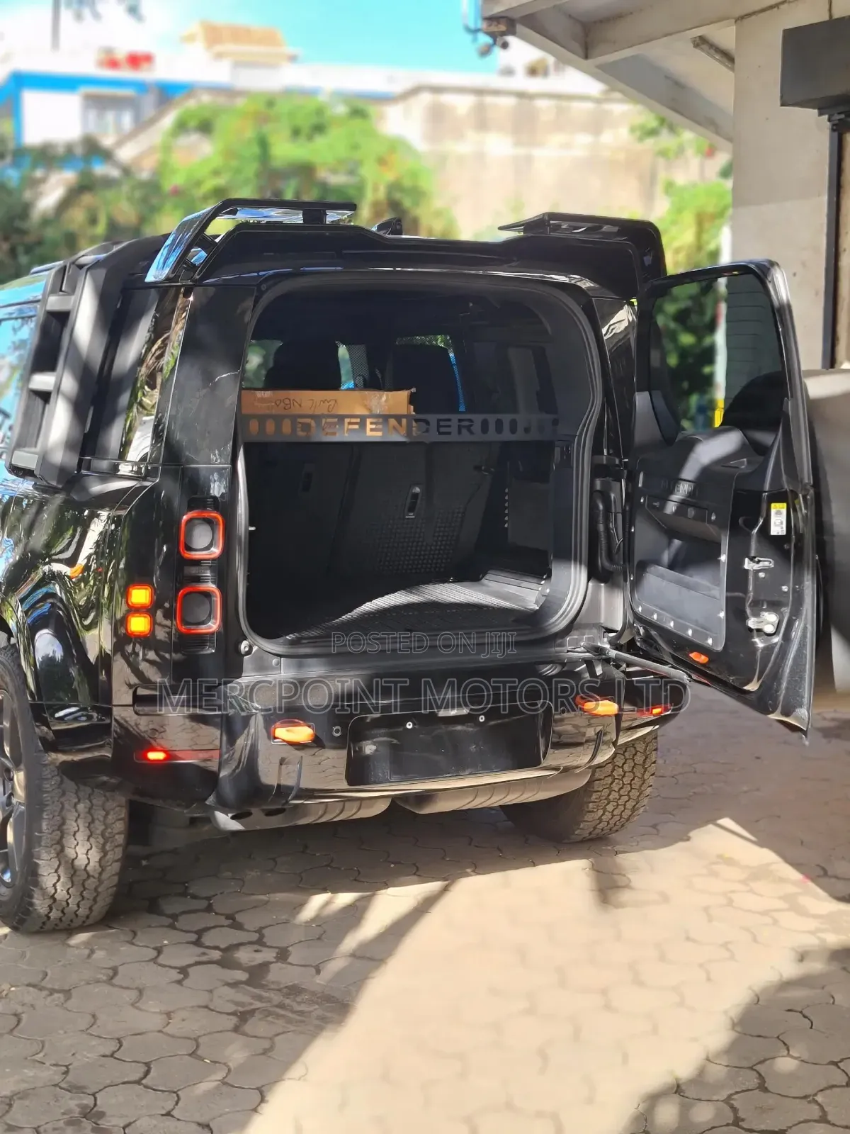 Land Rover Defender 2022 Matt Black