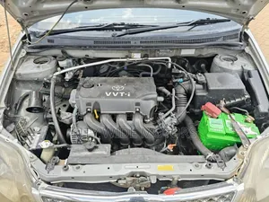 Toyota Corolla 2002 Silver