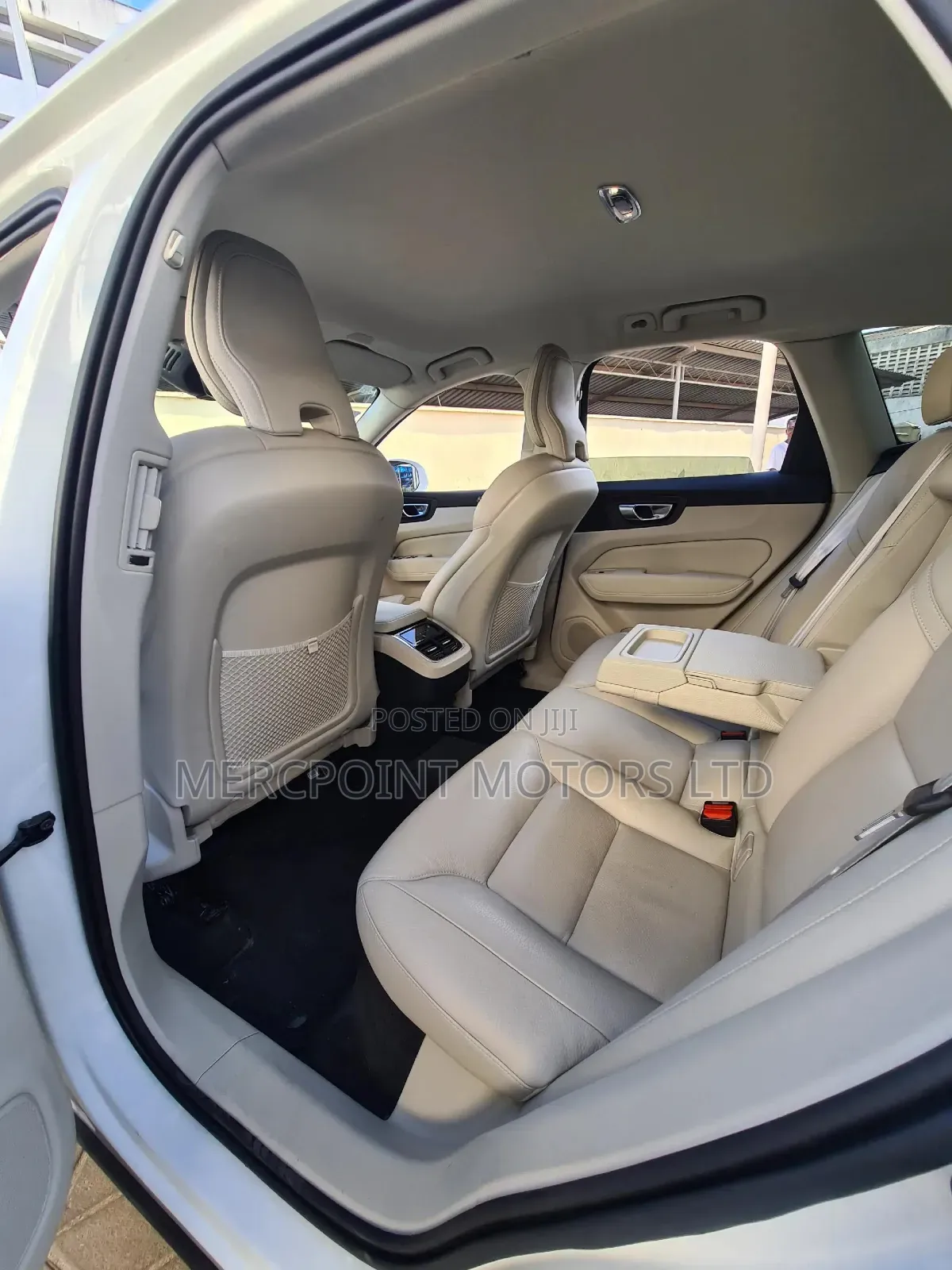 Volvo XC60 2020 Pearl