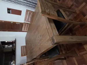 6 Seater Dinning Table