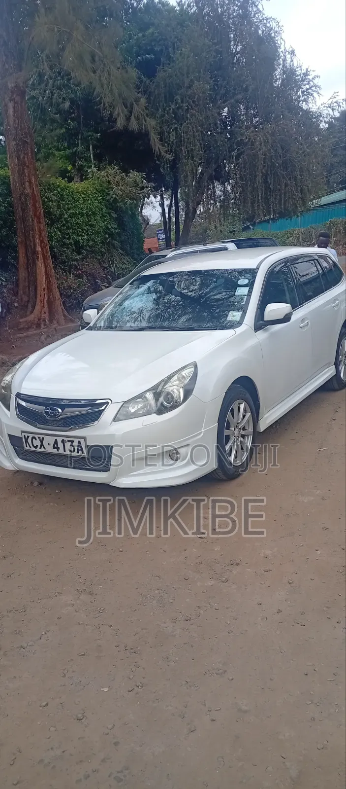 Subaru Legacy 2.5i Premium 2013 White