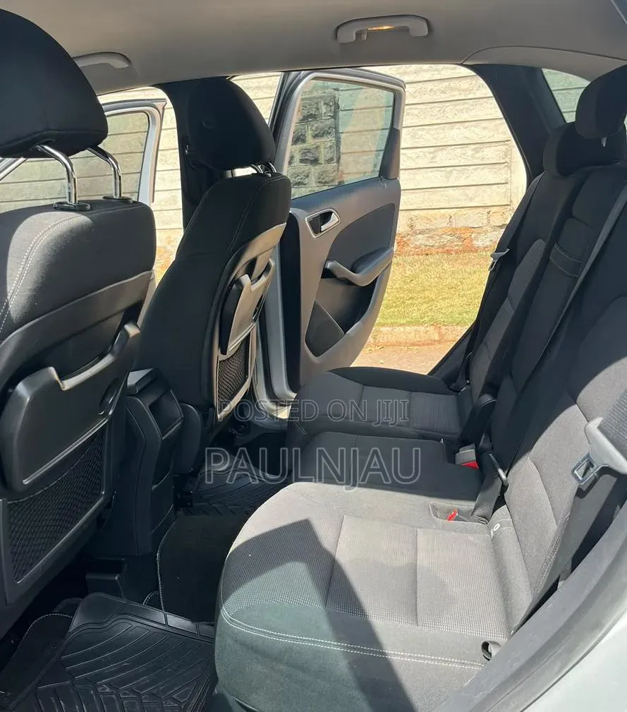 Mercedes-Benz B-Class 2016
